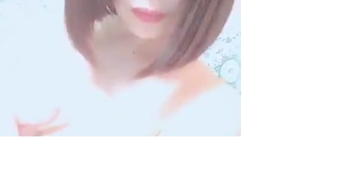http://jp-idol.com/PIC/rea960.jpg
